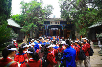 全力開發(fā)新型研學(xué)項(xiàng)目，力促諸葛古鎮(zhèn)研學(xué)旅行邁向新篇章